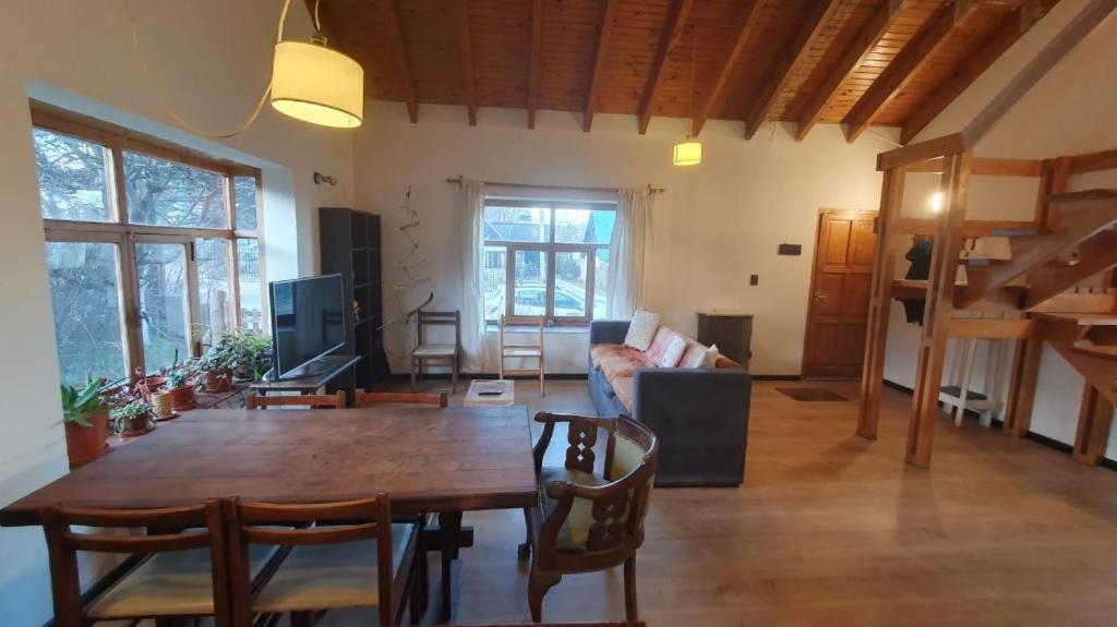 Habitacion En Casa De Familia Cerca De La Laguna Room Next To The Lagoon 우수아이아 외부 사진